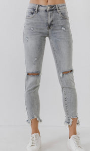 Mid Rise Distressed Ankle Jeans